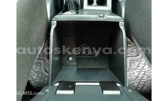 Nunua Imported Toyota Hilux Nyeupe Gari ndani ya Import - Dubai nchini Kati Kenya Nunua Imported Toyota Hilux Nyeupe Gari ndani ya Import - Dubai nchini Kati Kenya