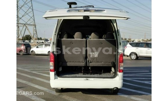 Nunua Imported Toyota Hiace Nyeupe Gari ndani ya Import - Dubai nchini Kati Kenya Nunua Imported Toyota Hiace Nyeupe Gari ndani ya Import - Dubai nchini Kati Kenya