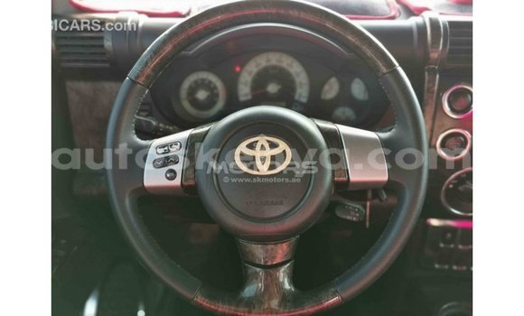 Nunua Imported Toyota FJ Cruiser Nyeusi Gari ndani ya Import - Dubai nchini Kati Kenya Nunua Imported Toyota FJ Cruiser Nyeusi Gari ndani ya Import - Dubai nchini Kati Kenya