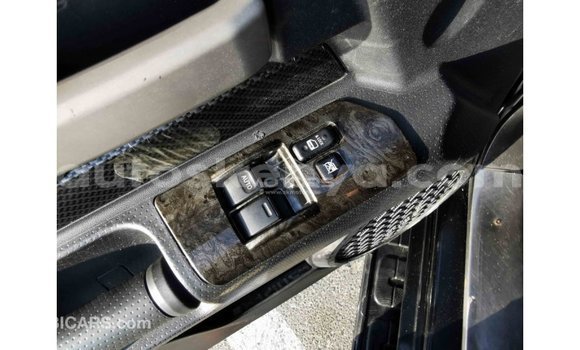 Nunua Imported Toyota FJ Cruiser Nyeusi Gari ndani ya Import - Dubai nchini Kati Kenya Nunua Imported Toyota FJ Cruiser Nyeusi Gari ndani ya Import - Dubai nchini Kati Kenya