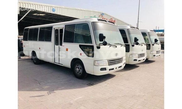 Imported Toyota Coaster White Makiinaa iti Import - Dubai keessatti Central Kenya keessatti Imported Toyota Coaster White Makiinaa iti Import - Dubai keessatti Central Kenya keessatti