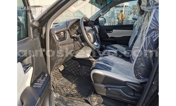 Buy Import Toyota Fortuner Black Car in Import - Dubai in Central Kenya Buy Import Toyota Fortuner Black Car in Import - Dubai in Central Kenya