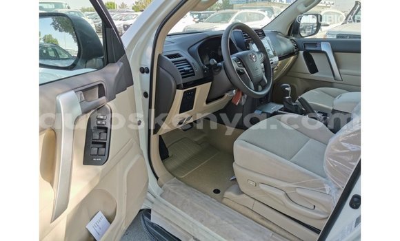 Nunua Imported Toyota Prado Nyeupe Gari ndani ya Import - Dubai nchini Kati Kenya Nunua Imported Toyota Prado Nyeupe Gari ndani ya Import - Dubai nchini Kati Kenya