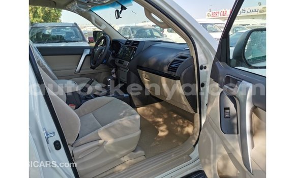 Nunua Imported Toyota Prado Nyeupe Gari ndani ya Import - Dubai nchini Kati Kenya Nunua Imported Toyota Prado Nyeupe Gari ndani ya Import - Dubai nchini Kati Kenya
