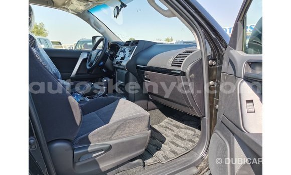 Nunua Imported Toyota Prado Nyeusi Gari ndani ya Import - Dubai nchini Kati Kenya Nunua Imported Toyota Prado Nyeusi Gari ndani ya Import - Dubai nchini Kati Kenya