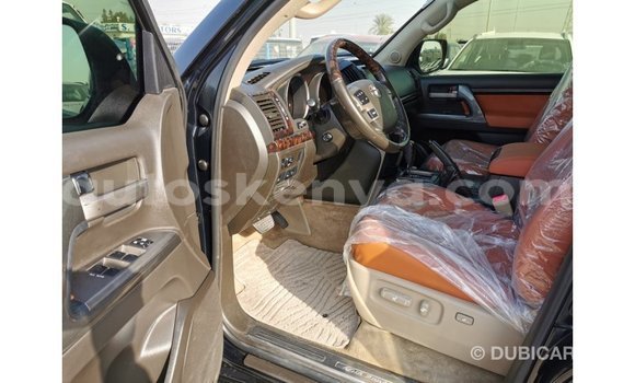 Buy Import Toyota Land Cruiser Black Car in Import - Dubai in Central Kenya Buy Import Toyota Land Cruiser Black Car in Import - Dubai in Central Kenya