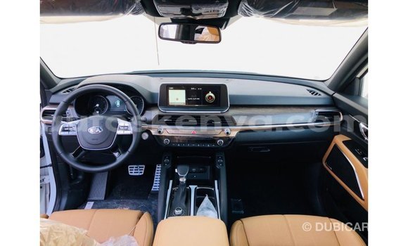 Buy Import Kia Carens White Car in Import - Dubai in Central Kenya Buy Import Kia Carens White Car in Import - Dubai in Central Kenya