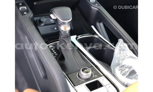 Buy Import Kia Carens White Car in Import - Dubai in Central Kenya Buy Import Kia Carens White Car in Import - Dubai in Central Kenya