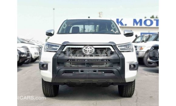Buy Import Toyota Hilux White Car in Import - Dubai in Central Kenya Buy Import Toyota Hilux White Car in Import - Dubai in Central Kenya