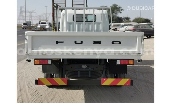 Imported Mitsubishi Fuso White Netiree iti Import - Dubai keessatti Central Kenya keessatti Imported Mitsubishi Fuso White Netiree iti Import - Dubai keessatti Central Kenya keessatti