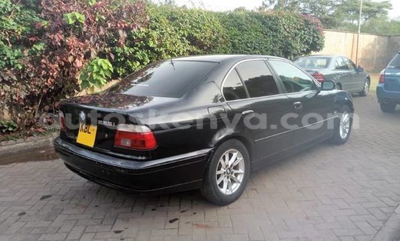 Nunua Ilio tumika BMW 3–Series Nyeusi Gari ndani ya Nairobi nchini Nairobi Nunua Ilio tumika BMW 3–Series Nyeusi Gari ndani ya Nairobi nchini Nairobi