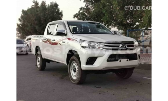 Imported Toyota Hilux White Makiinaa iti Import - Dubai keessatti Central Kenya keessatti Imported Toyota Hilux White Makiinaa iti Import - Dubai keessatti Central Kenya keessatti