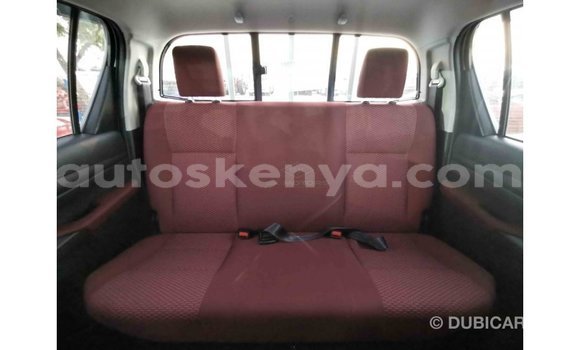 Imported Toyota Hilux White Makiinaa iti Import - Dubai keessatti Central Kenya keessatti Imported Toyota Hilux White Makiinaa iti Import - Dubai keessatti Central Kenya keessatti