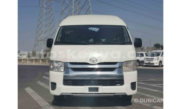 Buy Import Toyota Hiace White Car in Import - Dubai in Central Kenya Buy Import Toyota Hiace White Car in Import - Dubai in Central Kenya