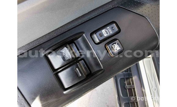 Imported Toyota FJ Cruiser Beige Makiinaa iti Import - Dubai keessatti Central Kenya keessatti Imported Toyota FJ Cruiser Beige Makiinaa iti Import - Dubai keessatti Central Kenya keessatti