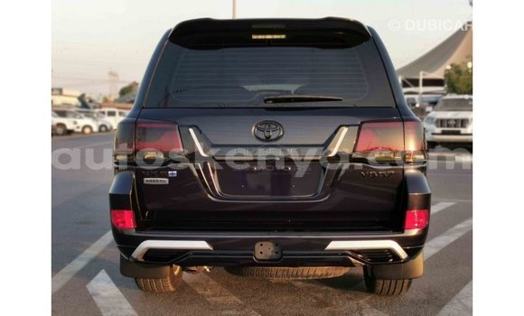 Nunua Imported Toyota Land Cruiser Nyeusi Gari ndani ya Import - Dubai nchini Kati Kenya Nunua Imported Toyota Land Cruiser Nyeusi Gari ndani ya Import - Dubai nchini Kati Kenya