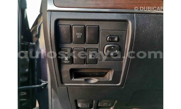 Nunua Imported Toyota Land Cruiser Nyeusi Gari ndani ya Import - Dubai nchini Kati Kenya Nunua Imported Toyota Land Cruiser Nyeusi Gari ndani ya Import - Dubai nchini Kati Kenya