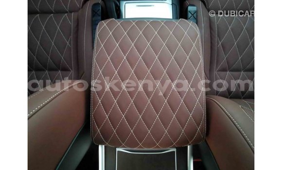 Nunua Imported Toyota Land Cruiser Nyeusi Gari ndani ya Import - Dubai nchini Kati Kenya Nunua Imported Toyota Land Cruiser Nyeusi Gari ndani ya Import - Dubai nchini Kati Kenya