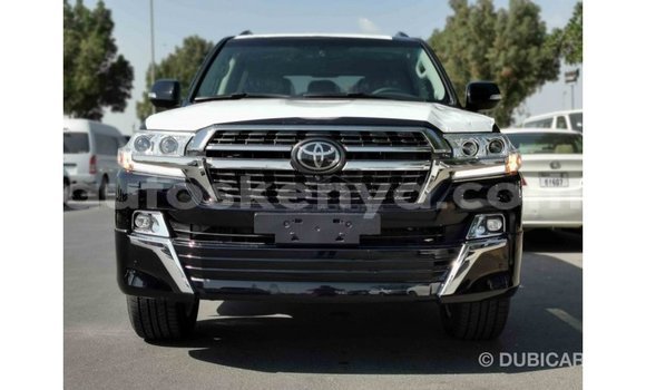 Buy Import Toyota Land Cruiser Black Car in Import - Dubai in Central Kenya Buy Import Toyota Land Cruiser Black Car in Import - Dubai in Central Kenya