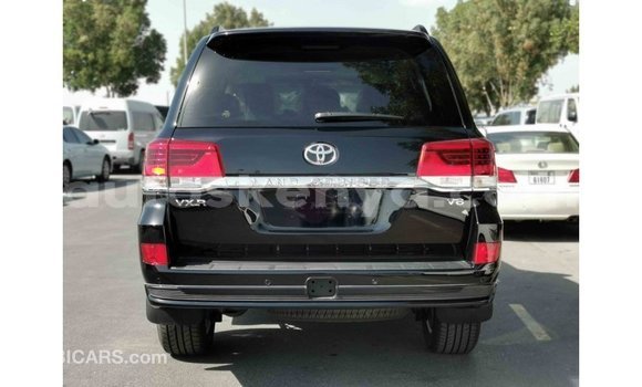 Buy Import Toyota Land Cruiser Black Car in Import - Dubai in Central Kenya Buy Import Toyota Land Cruiser Black Car in Import - Dubai in Central Kenya