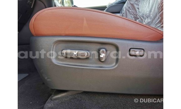 Buy Import Toyota Land Cruiser Black Car in Import - Dubai in Central Kenya Buy Import Toyota Land Cruiser Black Car in Import - Dubai in Central Kenya