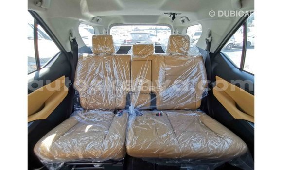 Imported Toyota Fortuner Black Makiinaa iti Import - Dubai keessatti Central Kenya keessatti Imported Toyota Fortuner Black Makiinaa iti Import - Dubai keessatti Central Kenya keessatti