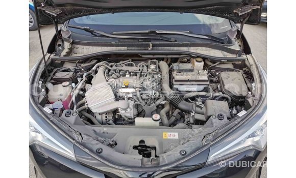 Imported Toyota C-HR Black Makiinaa iti Import - Dubai keessatti Central Kenya keessatti Imported Toyota C-HR Black Makiinaa iti Import - Dubai keessatti Central Kenya keessatti