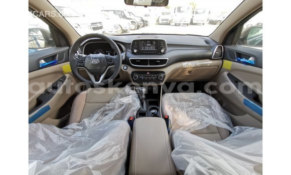 Nunua Imported Hyundai Tucson Nyeusi Gari ndani ya Import - Dubai nchini Kati Kenya Nunua Imported Hyundai Tucson Nyeusi Gari ndani ya Import - Dubai nchini Kati Kenya