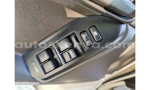 Nunua Imported Toyota Prado Nyingine Gari ndani ya Import - Dubai nchini Kati Kenya Nunua Imported Toyota Prado Nyingine Gari ndani ya Import - Dubai nchini Kati Kenya