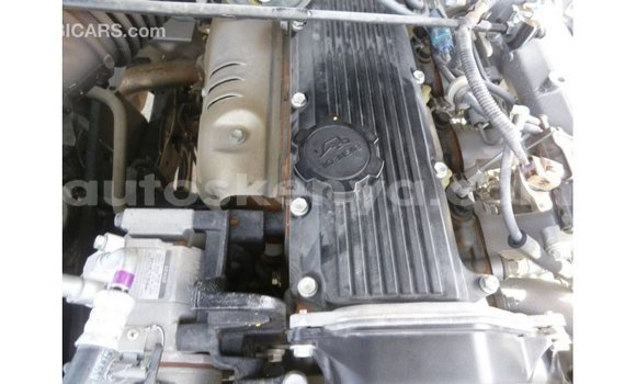 Buy Import Toyota Land Cruiser White Car in Import - Dubai in Central Kenya Buy Import Toyota Land Cruiser White Car in Import - Dubai in Central Kenya