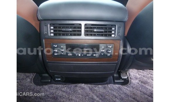 Nunua Imported Toyota Land Cruiser Nyeusi Gari ndani ya Import - Dubai nchini Kati Kenya Nunua Imported Toyota Land Cruiser Nyeusi Gari ndani ya Import - Dubai nchini Kati Kenya
