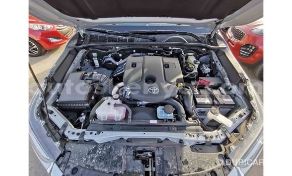 Nunua Imported Toyota Hilux Nyingine Gari ndani ya Import - Dubai nchini Kati Kenya Nunua Imported Toyota Hilux Nyingine Gari ndani ya Import - Dubai nchini Kati Kenya