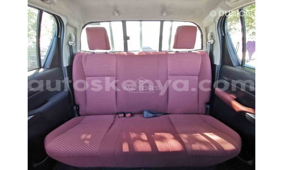 Nunua Imported Toyota Hilux Nyeupe Gari ndani ya Import - Dubai nchini Kati Kenya Nunua Imported Toyota Hilux Nyeupe Gari ndani ya Import - Dubai nchini Kati Kenya