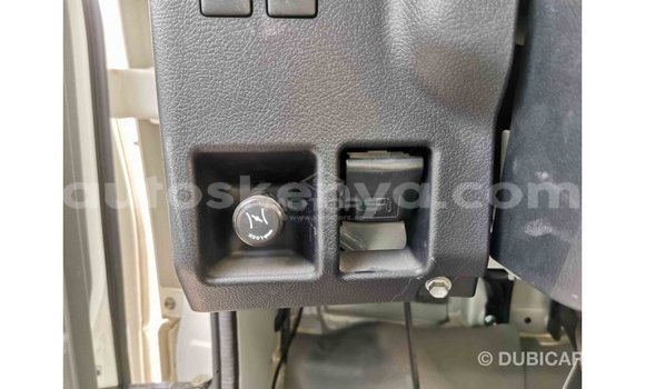 Nunua Imported Toyota Coaster Nyeupe Gari ndani ya Import - Dubai nchini Kati Kenya Nunua Imported Toyota Coaster Nyeupe Gari ndani ya Import - Dubai nchini Kati Kenya