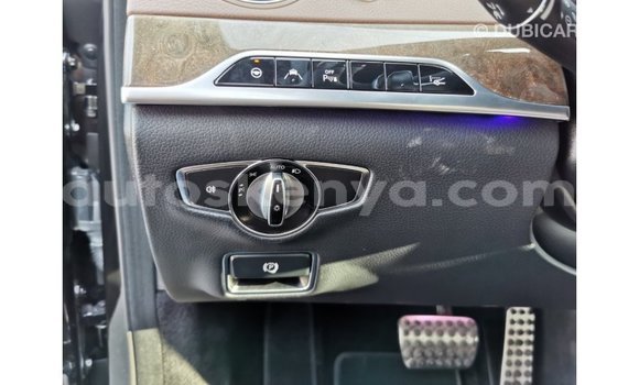 Buy Import Mercedes‒Benz 1117 Black Truck in Import - Dubai in Central Kenya Buy Import Mercedes‒Benz 1117 Black Truck in Import - Dubai in Central Kenya