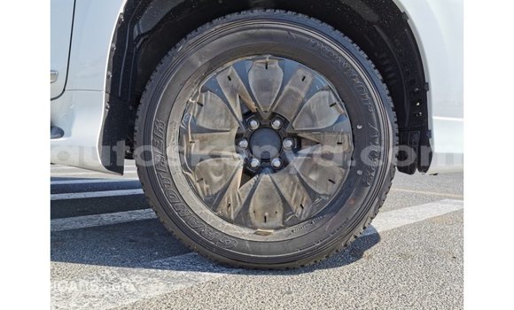 Buy Import Lexus GX White Car in Import - Dubai in Central Kenya Buy Import Lexus GX White Car in Import - Dubai in Central Kenya