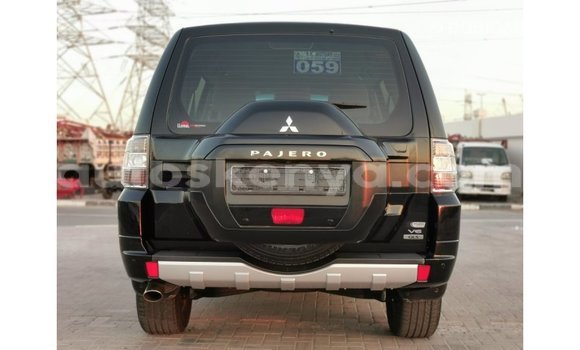 Nunua Imported Mitsubishi Pajero Nyeusi Gari ndani ya Import - Dubai nchini Kati Kenya Nunua Imported Mitsubishi Pajero Nyeusi Gari ndani ya Import - Dubai nchini Kati Kenya