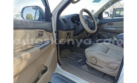 Buy Import Toyota Fortuner White Car in Import - Dubai in Central Kenya Buy Import Toyota Fortuner White Car in Import - Dubai in Central Kenya