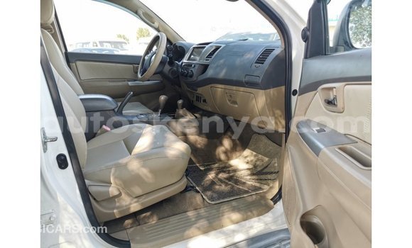 Buy Import Toyota Fortuner White Car in Import - Dubai in Central Kenya Buy Import Toyota Fortuner White Car in Import - Dubai in Central Kenya