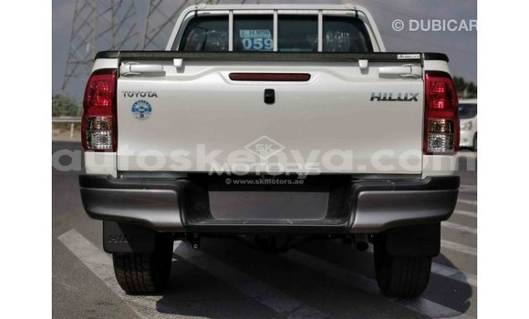 Buy Import Toyota Hilux White Car in Import - Dubai in Central Kenya Buy Import Toyota Hilux White Car in Import - Dubai in Central Kenya