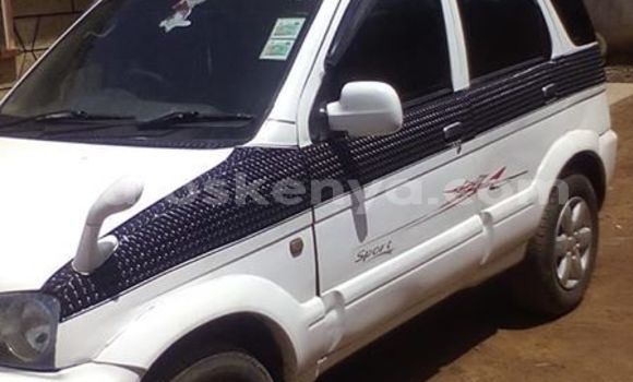 Nunua Ilio tumika Daihatsu Terios Nyeupe Gari ndani ya Nairobi nchini Nairobi