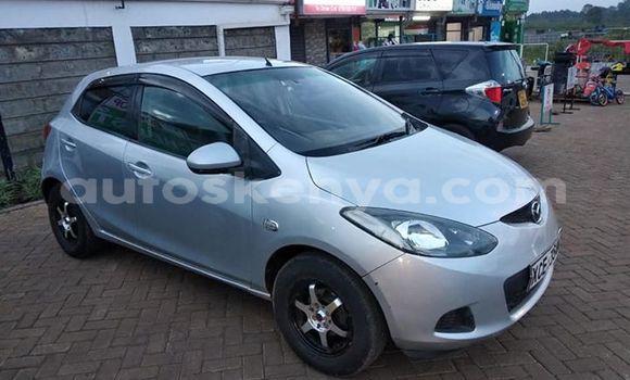 Oofamaa Mazda Demio Silver Makiinaa iti Nairobi keessatti Nairobi keessatti Oofamaa Mazda Demio Silver Makiinaa iti Nairobi keessatti Nairobi keessatti