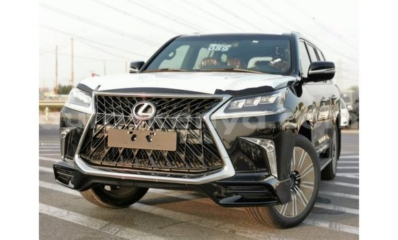 Nunua Imported Lexus LX Nyeusi Gari ndani ya Import - Dubai nchini Kati Kenya Nunua Imported Lexus LX Nyeusi Gari ndani ya Import - Dubai nchini Kati Kenya