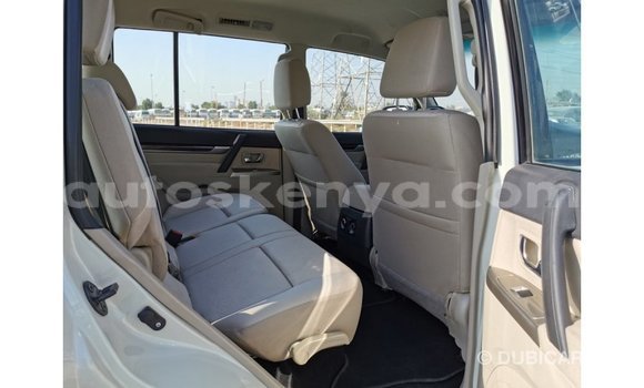 Buy Import Mitsubishi Pajero White Car in Import - Dubai in Central Kenya Buy Import Mitsubishi Pajero White Car in Import - Dubai in Central Kenya