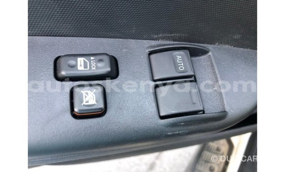 Nunua Imported Toyota DA Nyeupe Lori ndani ya Import - Dubai nchini Kati Kenya Nunua Imported Toyota DA Nyeupe Lori ndani ya Import - Dubai nchini Kati Kenya