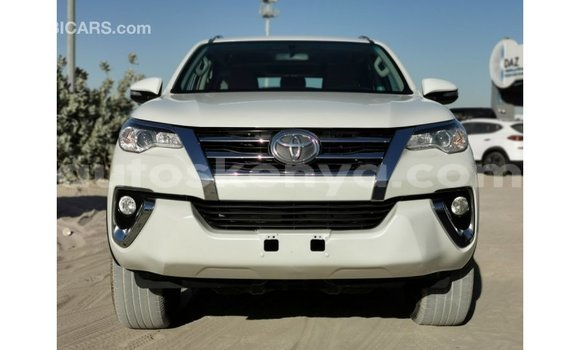 Buy Import Toyota Fortuner White Car in Import - Dubai in Central Kenya Buy Import Toyota Fortuner White Car in Import - Dubai in Central Kenya