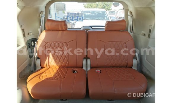 Nunua Imported Toyota Land Cruiser Nyingine Gari ndani ya Import - Dubai nchini Kati Kenya Nunua Imported Toyota Land Cruiser Nyingine Gari ndani ya Import - Dubai nchini Kati Kenya