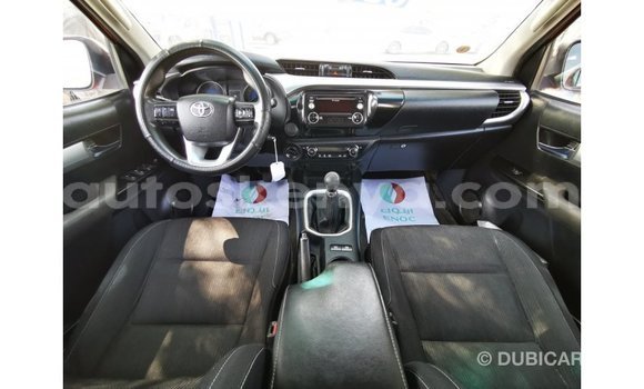 Nunua Imported Toyota Hilux Nyingine Gari ndani ya Import - Dubai nchini Kati Kenya Nunua Imported Toyota Hilux Nyingine Gari ndani ya Import - Dubai nchini Kati Kenya