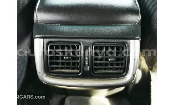 Nunua Imported Toyota Hilux Nyingine Gari ndani ya Import - Dubai nchini Kati Kenya Nunua Imported Toyota Hilux Nyingine Gari ndani ya Import - Dubai nchini Kati Kenya