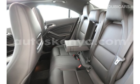 Imported Mercedes‒Benz 250 White Makiinaa iti Import - Dubai keessatti Central Kenya keessatti Imported Mercedes‒Benz 250 White Makiinaa iti Import - Dubai keessatti Central Kenya keessatti